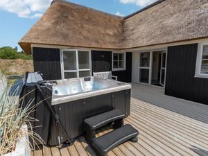 23758681-Ferienhaus-8-Blåvand-300x225-1