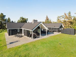Ferienhaus für 24 Personen (380 m²) in Blåvand