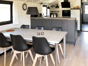 512611-Ferienhaus-6-Blåvand-300x225-2