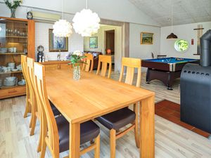 23728864-Ferienhaus-8-Blåvand-300x225-5