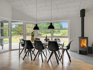 23730356-Ferienhaus-8-Blåvand-300x225-5