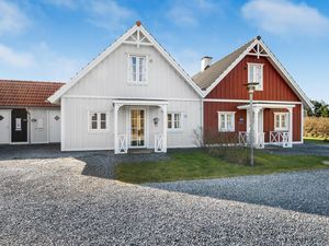 23727677-Ferienhaus-4-Blåvand-300x225-1