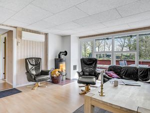 23728826-Ferienhaus-6-Blåvand-300x225-3