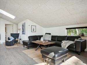 23761903-Ferienhaus-6-Blåvand-300x225-2