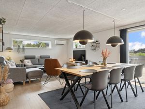 23765839-Ferienhaus-10-Blåvand-300x225-3