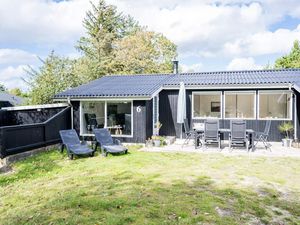 22469349-Ferienhaus-6-Blåvand-300x225-4