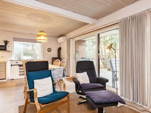 23342179-Ferienhaus-6-Blåvand-300x225-5