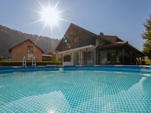 23758651-Ferienhaus-8-Blazevci-300x225-1