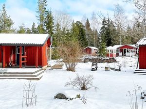 23574997-Ferienhaus-7-Blidö-300x225-3