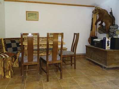 Gemeinschaftsraum im Untergeschoss mit Sitzecke