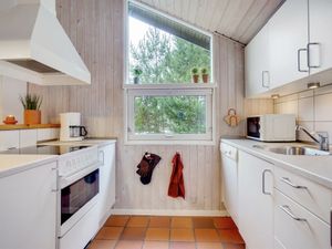 23576640-Ferienhaus-8-Blokhus-300x225-3