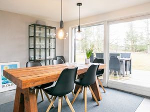 23086067-Ferienhaus-6-Blokhus-300x225-2