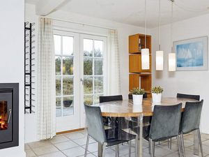 19314403-Ferienhaus-6-Blokhus-300x225-3