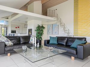 23741407-Ferienhaus-8-Blokhus-300x225-3