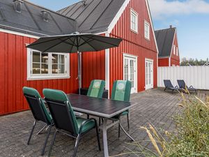 23757286-Ferienhaus-8-Blokhus-300x225-1