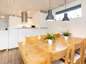 22881397-Ferienhaus-6-Blokhus-300x225-2