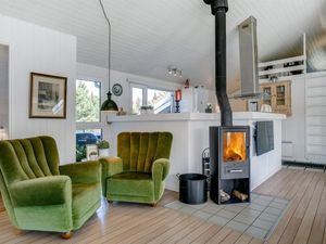 23908185-Ferienhaus-10-Blokhus-300x225-3