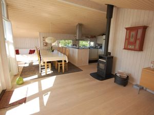 23862236-Ferienhaus-6-Blokhus-300x225-1