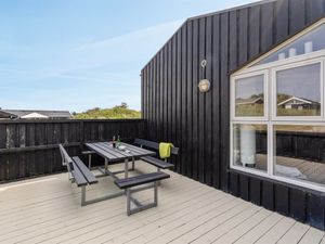 23862339-Ferienhaus-8-Blokhus-300x225-5