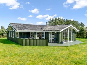 23862930-Ferienhaus-8-Blokhus-300x225-3