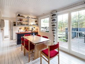 23863396-Ferienhaus-5-Blokhus-300x225-3