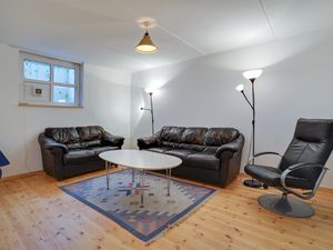 23863400-Ferienhaus-10-Blokhus-300x225-5