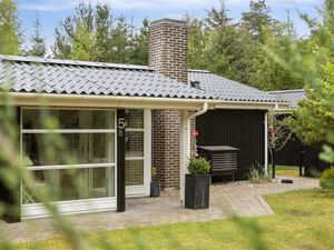 23863705-Ferienhaus-8-Blokhus-300x225-2