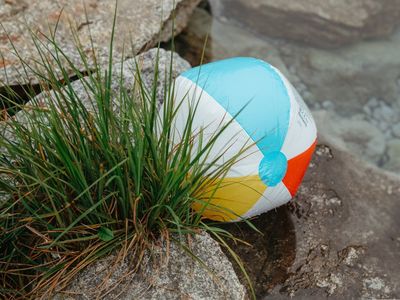 Bussjägerhof Biopool mit Wasserball