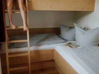 Bussjaegerhof Abendsonnenwiese Kinderzimmer