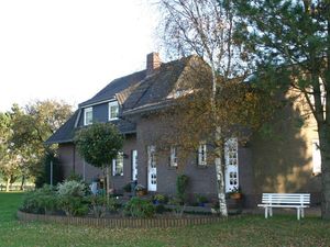 23982799-Ferienhaus-4-Bockhorn-300x225-2