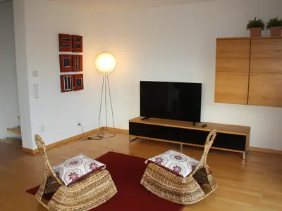 Photo, INSIDE, OUTSIDE