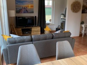 24020818-Ferienhaus-4-Bodstedt-300x225-2