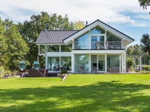 18809914-Ferienhaus-4-Bodstedt-300x225-1