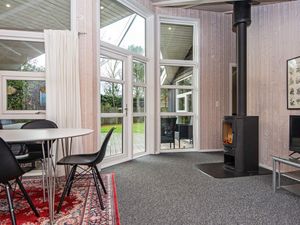 494604-Ferienhaus-8-Børkop-300x225-3