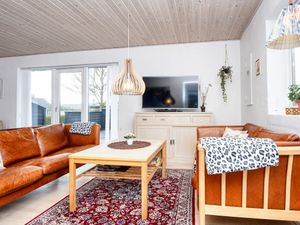 21691683-Ferienhaus-6-Børkop-300x225-1