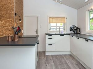 23042211-Ferienhaus-7-Børkop-300x225-4