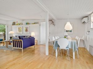 23738461-Ferienhaus-4-Børkop-300x225-4