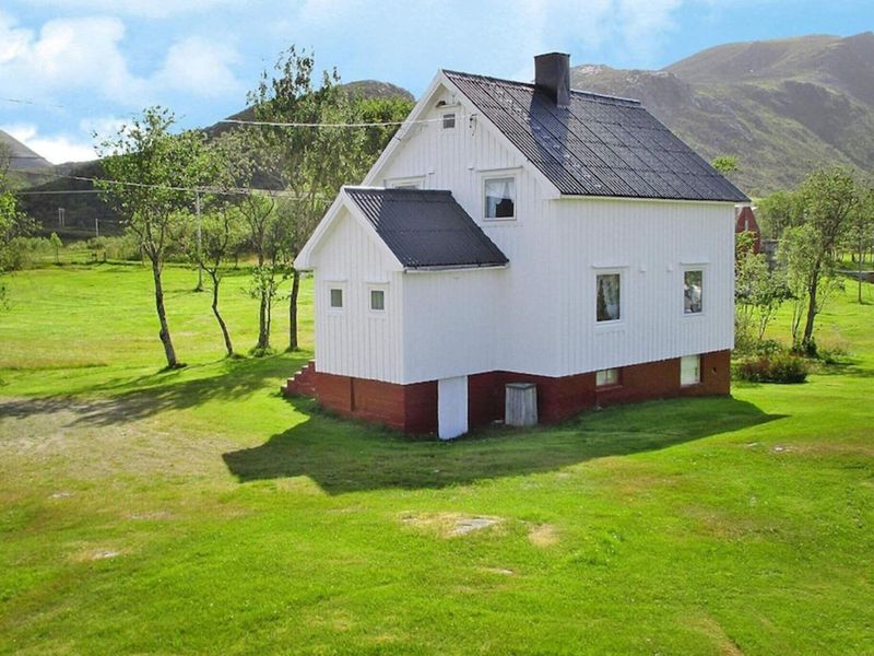 23283547-Ferienhaus-7-Bøstad-800x600-0