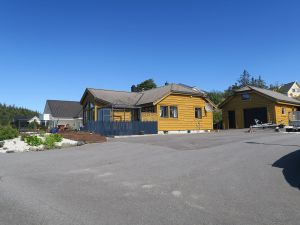 Ferienhaus für 8 Personen (115 m²) in Bøvågen