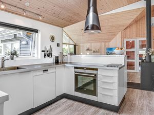 23736113-Ferienhaus-12-Bogense-300x225-3