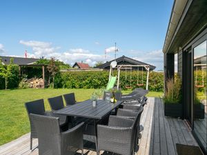 23864934-Ferienhaus-8-Bogense-300x225-3