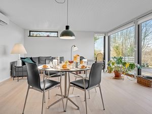 23719118-Ferienhaus-6-Bogø By-300x225-5