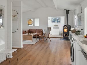 23760593-Ferienhaus-6-Bogø By-300x225-4