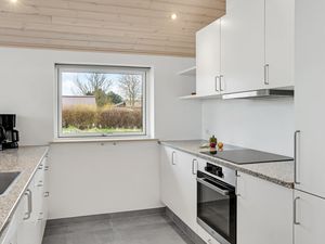 23762657-Ferienhaus-8-Bogø By-300x225-5