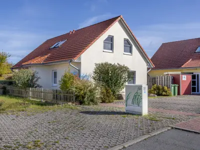 Außenseite Ferienhaus [Sommer]