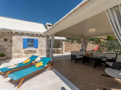 Ferienhaus für 6 Personen (120 m²) in Bol 5/10