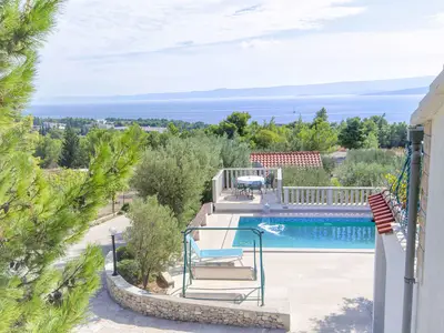 Ferienhaus für 9 Personen (150 m²) in Bol 5/10