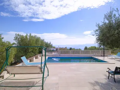 Ferienhaus für 9 Personen (150 m²) in Bol 6/10