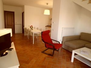 23681466-Ferienhaus-6-Bolsena-300x225-5