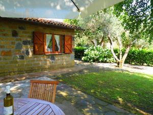 23681472-Ferienhaus-3-Bolsena-300x225-4